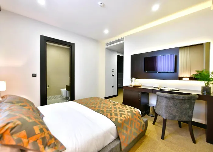 Ghan Hotel