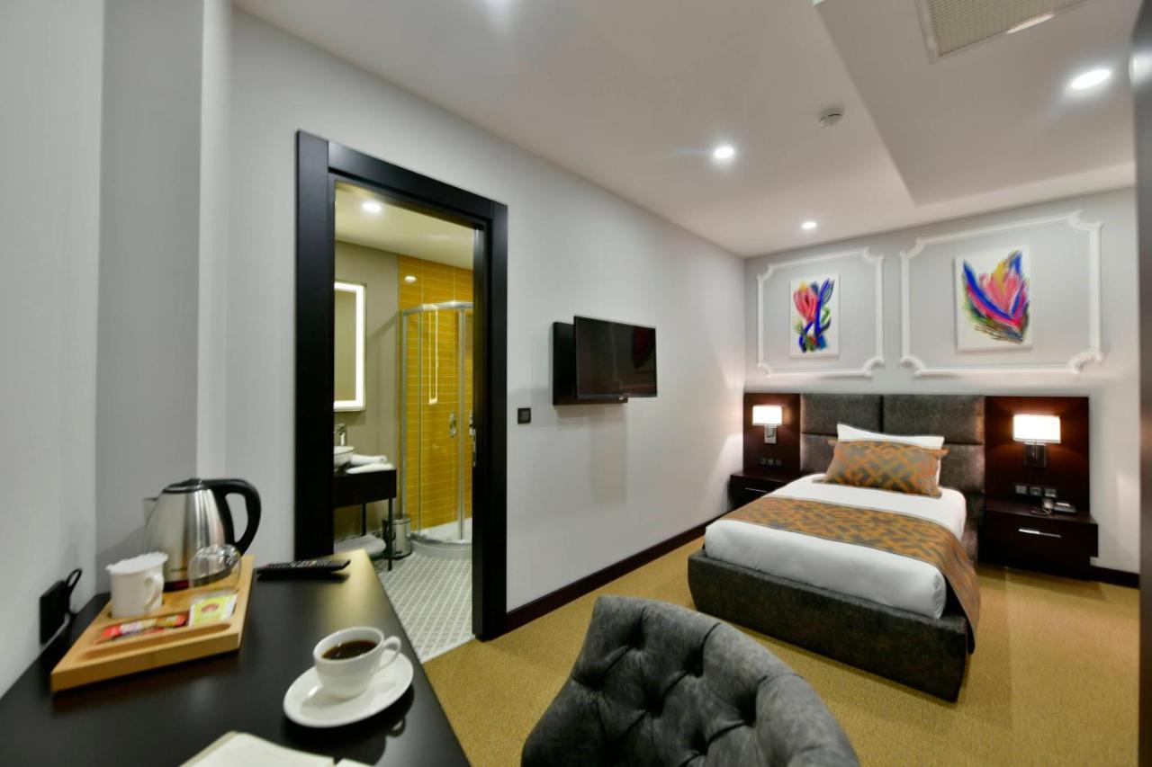Ghan Hotel