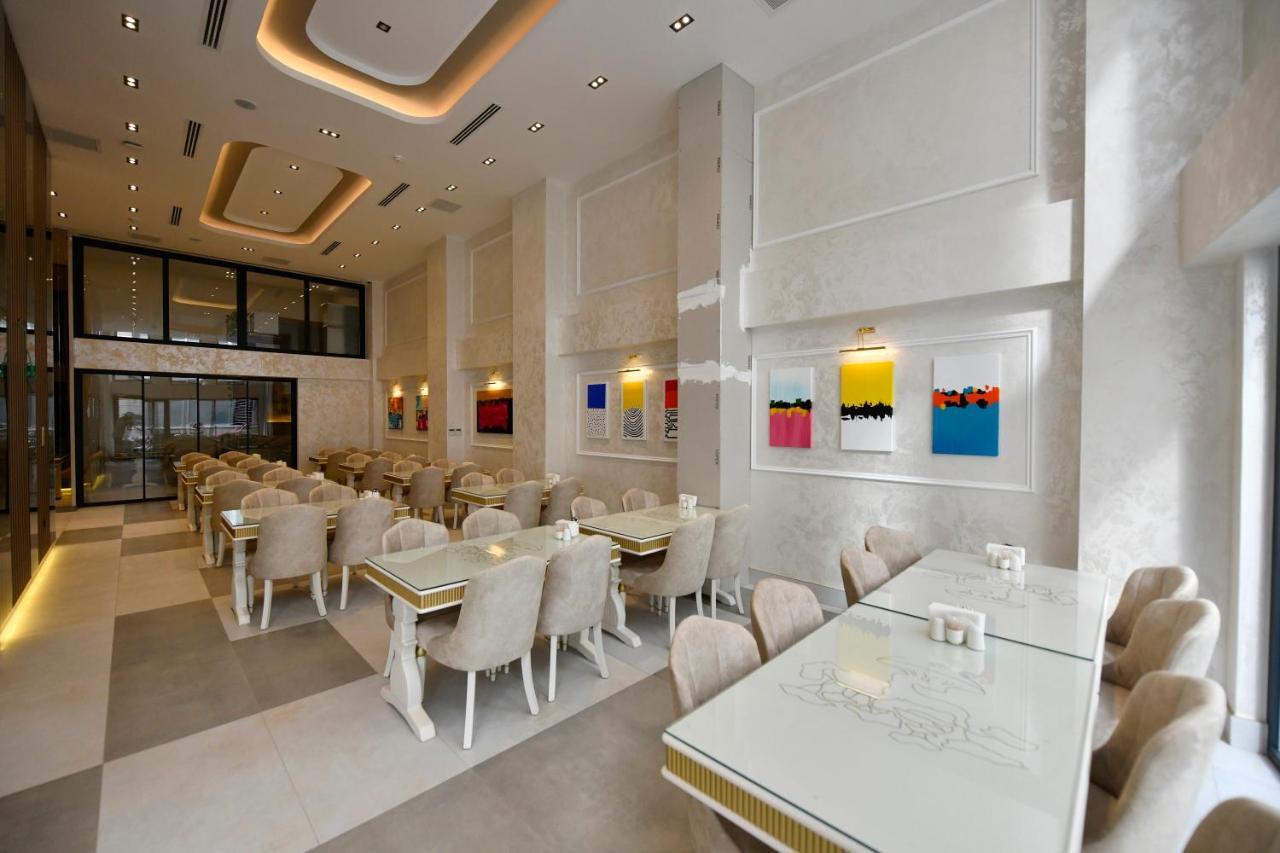 Otel Ghan